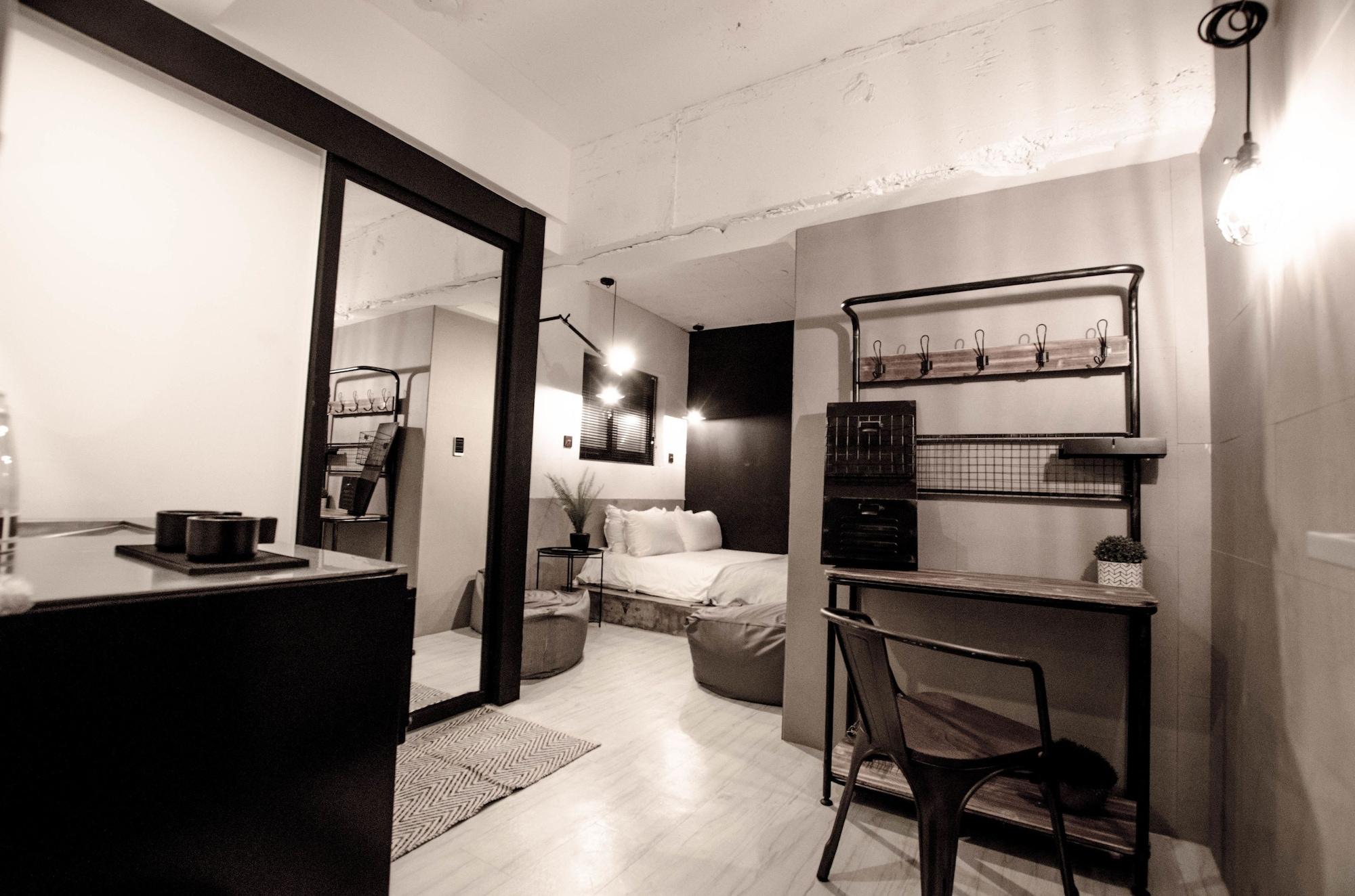 เอ็มมิโอ 2 ดีไซน์ เรสซิเดนซ์ มย็องดง Hostel โซล ภายนอก รูปภาพ