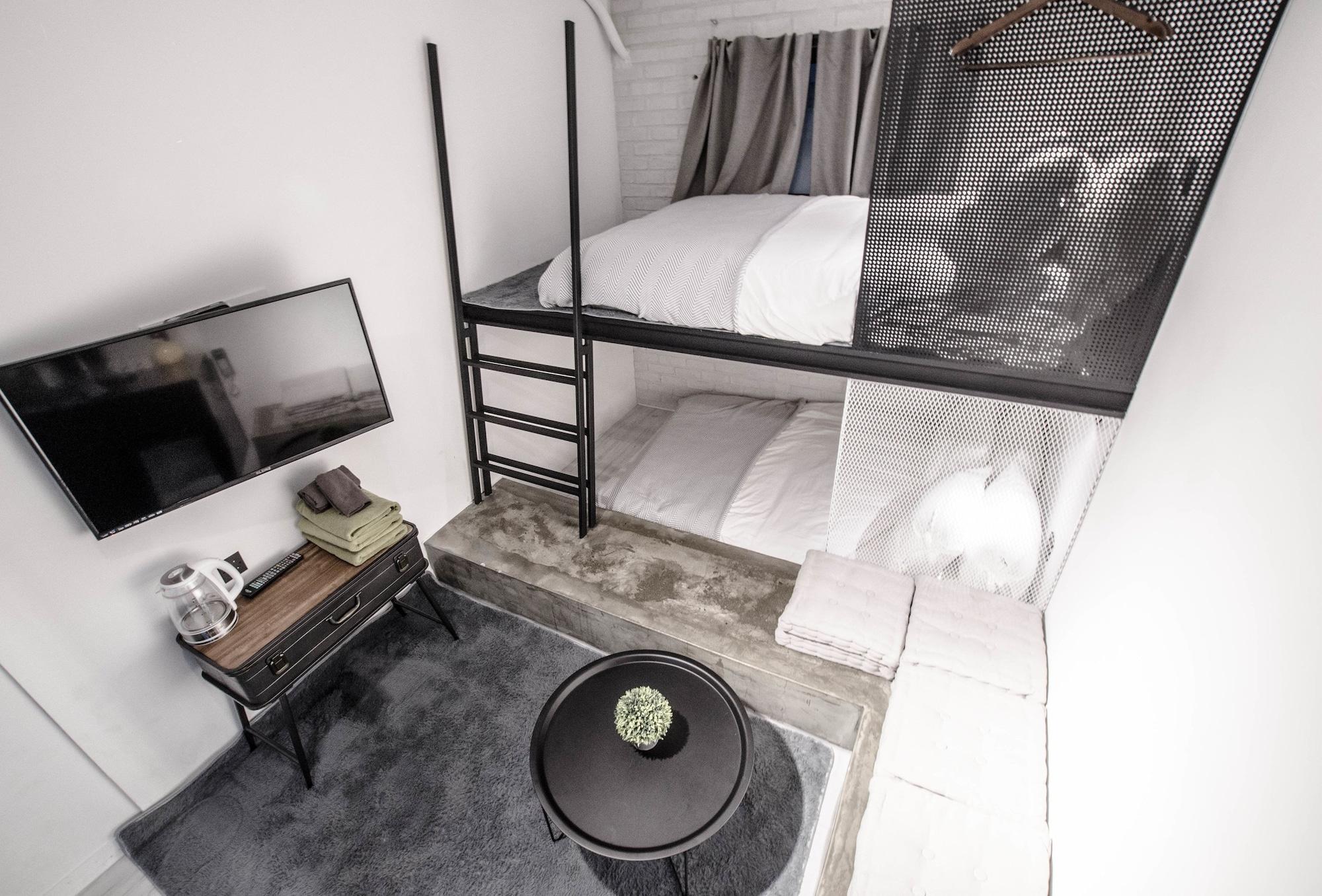 เอ็มมิโอ 2 ดีไซน์ เรสซิเดนซ์ มย็องดง Hostel โซล ภายนอก รูปภาพ