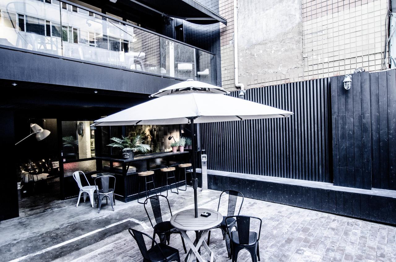 เอ็มมิโอ 2 ดีไซน์ เรสซิเดนซ์ มย็องดง Hostel โซล ภายนอก รูปภาพ