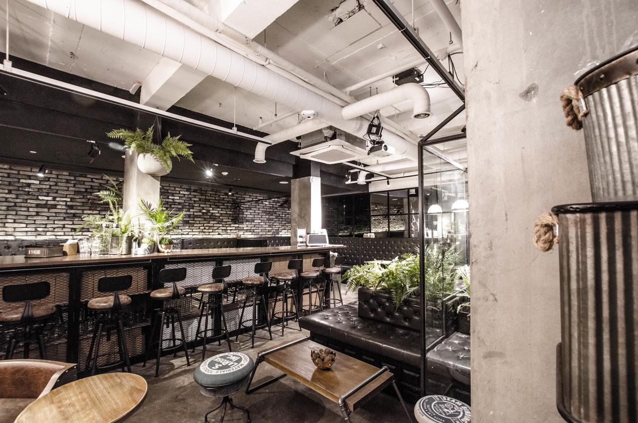 เอ็มมิโอ 2 ดีไซน์ เรสซิเดนซ์ มย็องดง Hostel โซล ภายนอก รูปภาพ