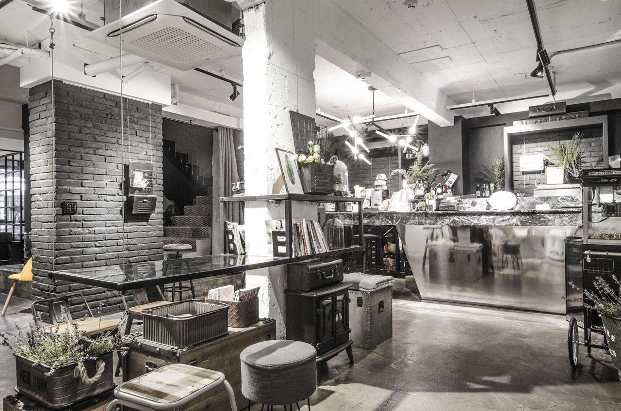 เอ็มมิโอ 2 ดีไซน์ เรสซิเดนซ์ มย็องดง Hostel โซล ภายนอก รูปภาพ