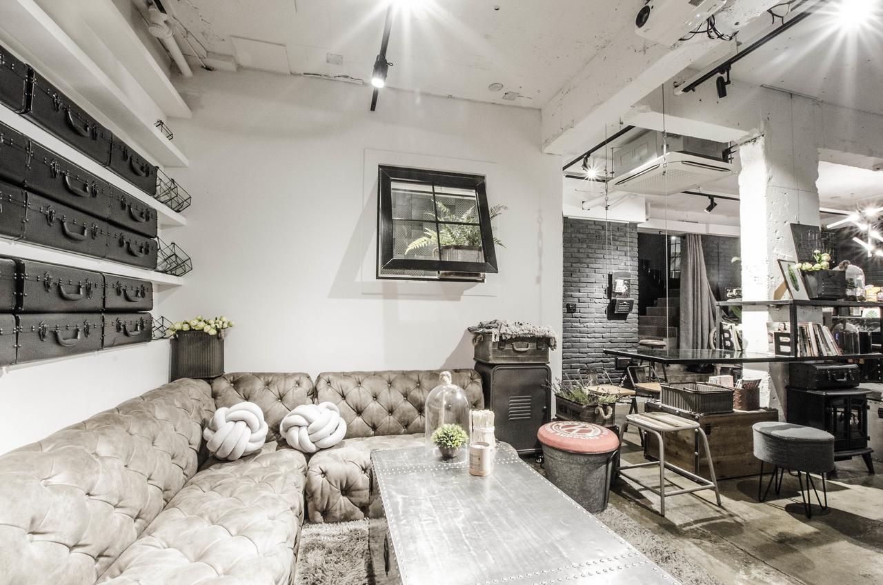 เอ็มมิโอ 2 ดีไซน์ เรสซิเดนซ์ มย็องดง Hostel โซล ภายนอก รูปภาพ