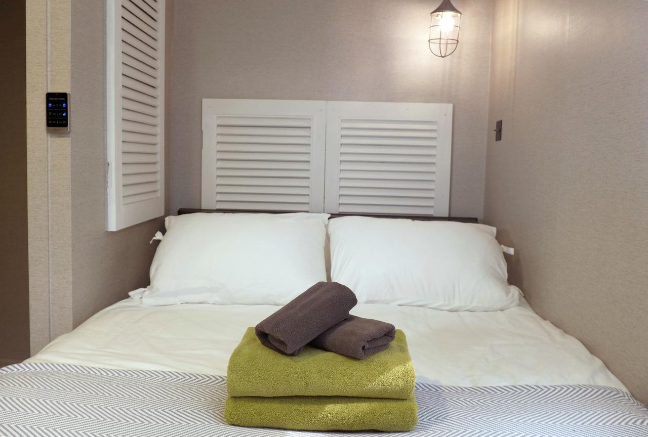 เอ็มมิโอ 2 ดีไซน์ เรสซิเดนซ์ มย็องดง Hostel โซล ภายนอก รูปภาพ
