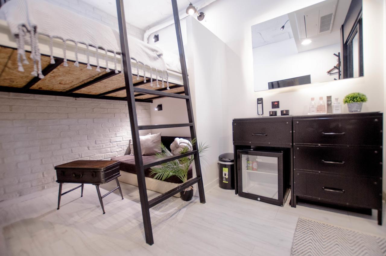 เอ็มมิโอ 2 ดีไซน์ เรสซิเดนซ์ มย็องดง Hostel โซล ภายนอก รูปภาพ