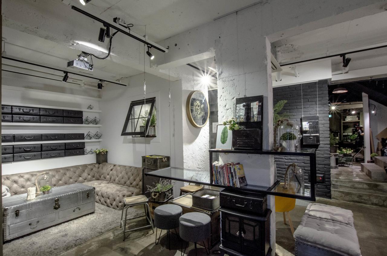 เอ็มมิโอ 2 ดีไซน์ เรสซิเดนซ์ มย็องดง Hostel โซล ภายนอก รูปภาพ